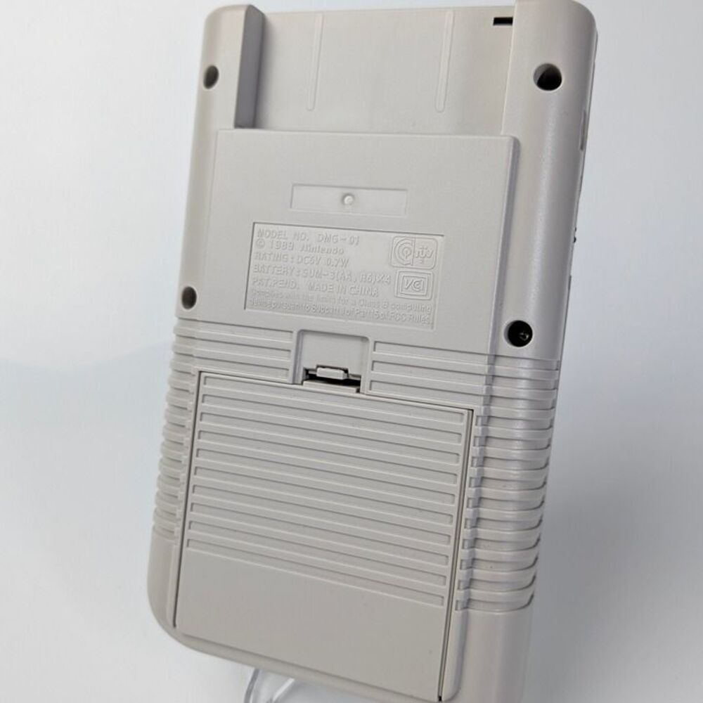 Nintendo Game Boy (Upgraded Display) (Reproduction Buttons/Body) - Picture 2 of 3